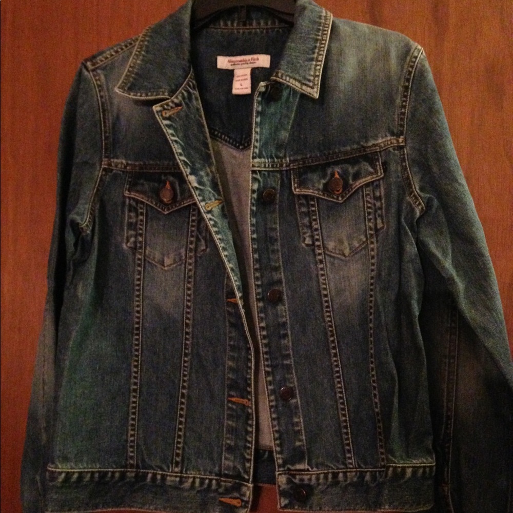 EUC Abercrombie & Fitch Denim Jacket Size L